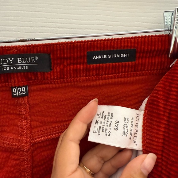 Judy Blue High Rise Button Fly Red Rust Corduroy Ankle Straight Pants Size 9/29 - Picture 8 of 10